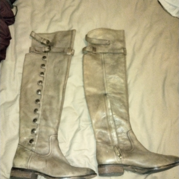 Sam Edelman knee high leather riding boot. Leather - Picture 2 of 9
